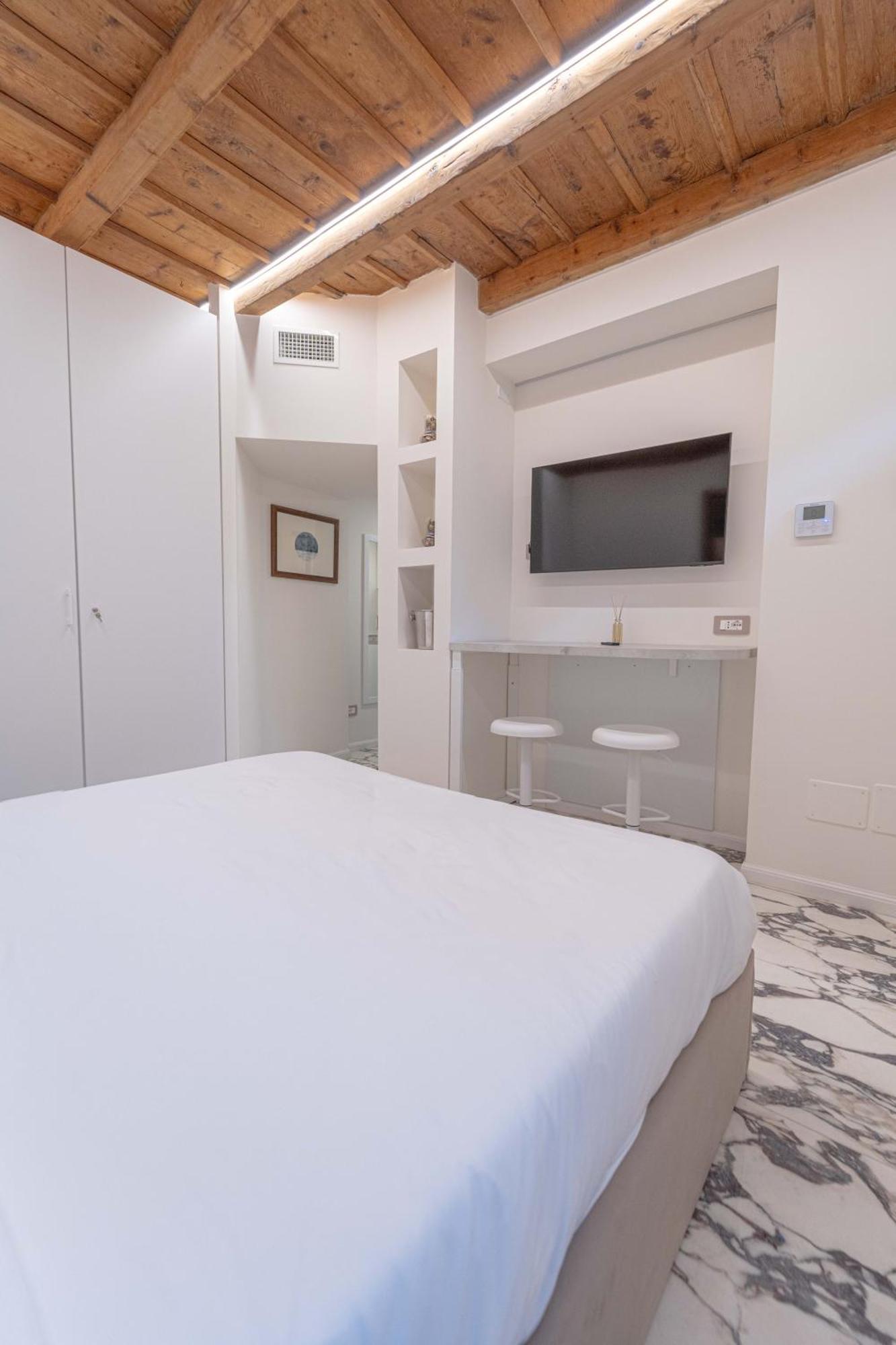 Brera Luxury Apt Милан Экстерьер фото